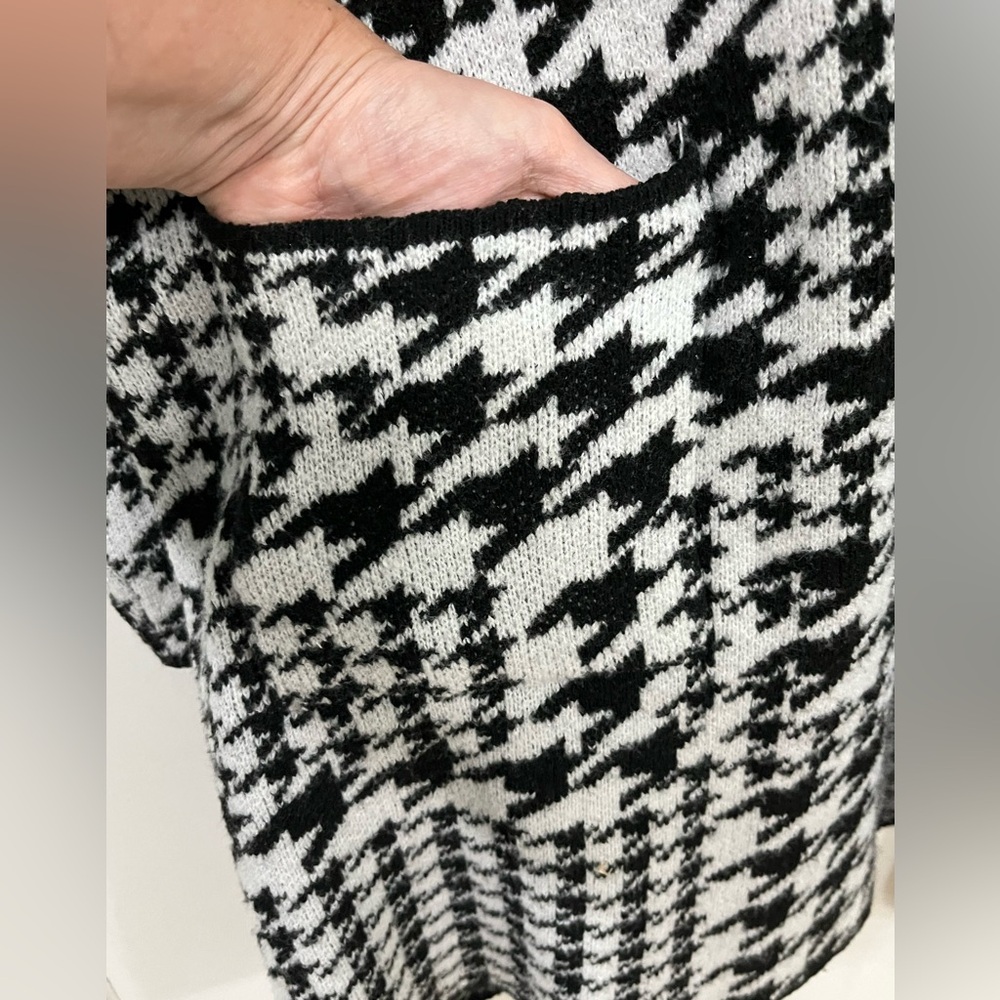 Nine West Black & White Houndstooth Open-Front Cardigan, size XXL - Picture 7 of 7